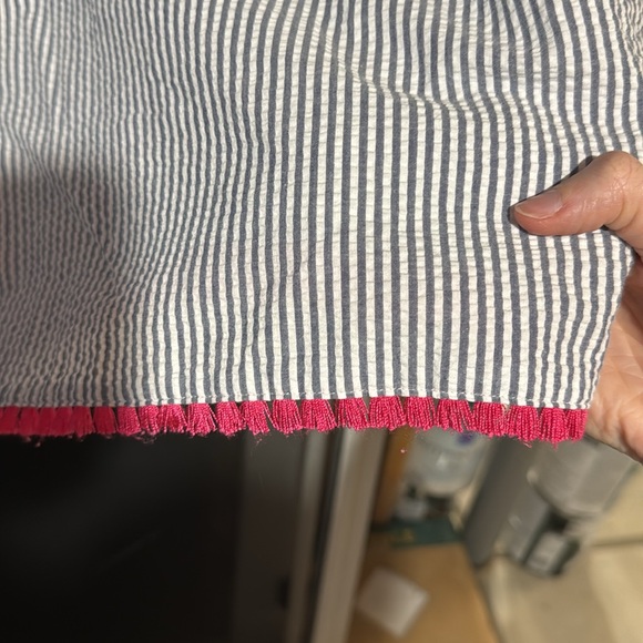 Blue and white dress with pink fringe at the bottom - Picture 4 of 6